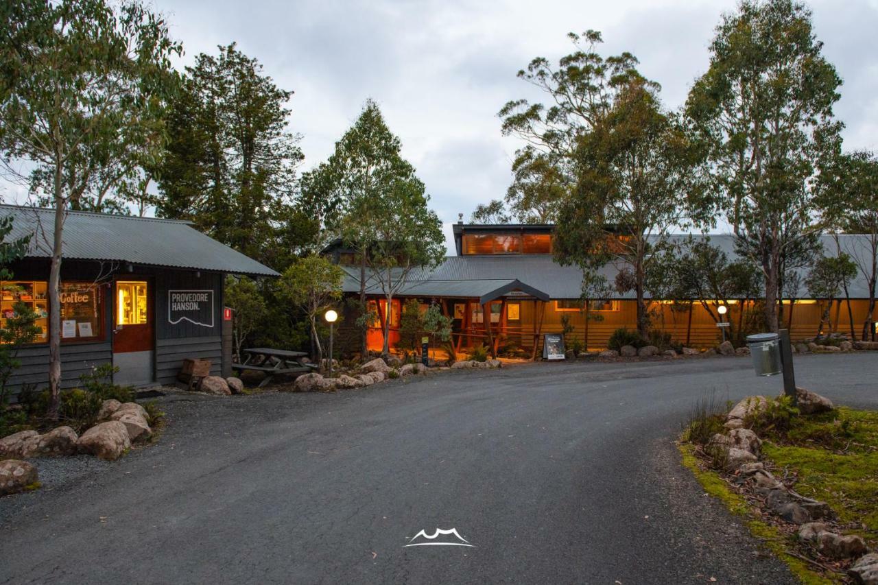 Cradle Mountain Wilderness Village ภายนอก รูปภาพ